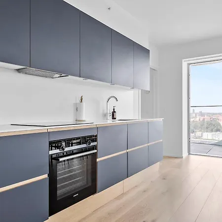 Apartment Penthouse On 35th Floor *